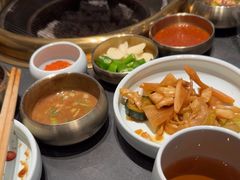 -韩白山·朝鲜族烤牛肉·酱蟹(长宁龙之梦店)