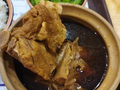 -万和春排骨砂锅米饭(新业广场店)