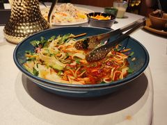 石河子凉皮-耶里夏丽·新疆菜·28年喀什老馆(田林东路店)