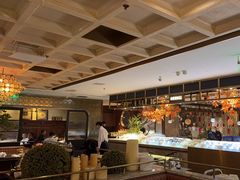 -半岛翡丽海鲜自助餐厅(观风亭店)