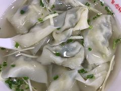 芹菜冬笋鲜肉馄饨-老盛兴汤包馆(大华二路店)