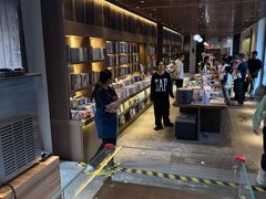 -朵云书院·广富林店