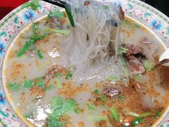-金杨拉面王小吃面馆·牛三宝面·红烧牛肉粉