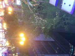 -八一路好吃街(雨田商务大厦店)