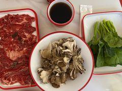 芥蓝苗-毛辣果·贵州红酸汤牛肉火锅(西单店)