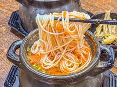 -渝龙记罐罐米线(中央城店)