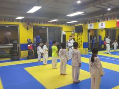 -哈喽实战跆拳道·跳绳·体能(慈云寺馆)