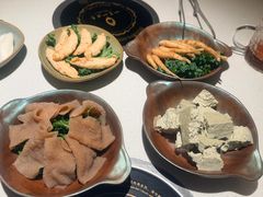 -一叶一世界•素食餐厅(环球中心店)