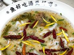 -江渔儿酸菜鱼·拔草餐厅(虎门君乐汇店)