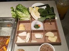 -海底捞火锅(宝龙广场夜宵主题店)