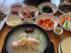 -长寿参鸡汤(朝韩风情街店)