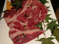 -山川小町·极番烧肉(新地假日广场店)
