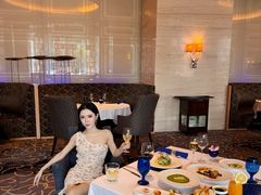 -AZUR聚(香格里拉饭店)