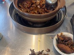 -胡须佬鸡煲四季火锅店(石厦西村直营店)