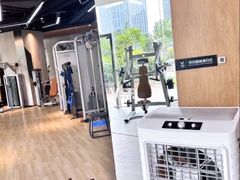 -威克健身游泳(万菱汇店)