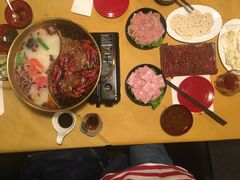 -江湖餐厅–重庆九宫格老火锅