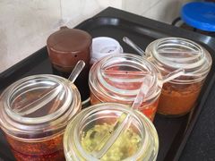 -丫丫桂林米粉(学府店)