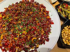 -临界音乐酒馆·小龙虾·江湖菜(华熙LIVE·鱼洞店)