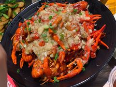 蒜蓉大虾-巴厘龙虾·榜首油焖大虾(音乐学院·沿江酒馆店)
