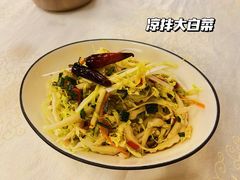凉拌大白菜-那达慕蒙古风味酒楼