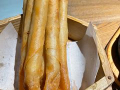 -蜜桃餐厅·伴山(湖滨商业街店)