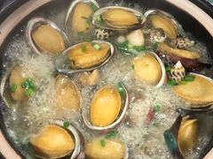 鲍鱼花螺鸡煲-吉品莞家·鲍鱼鸡煲(东莞店)