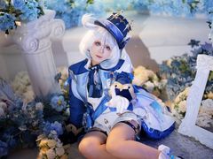 -米游妙妙屋cosplay换装自拍摄影体验馆