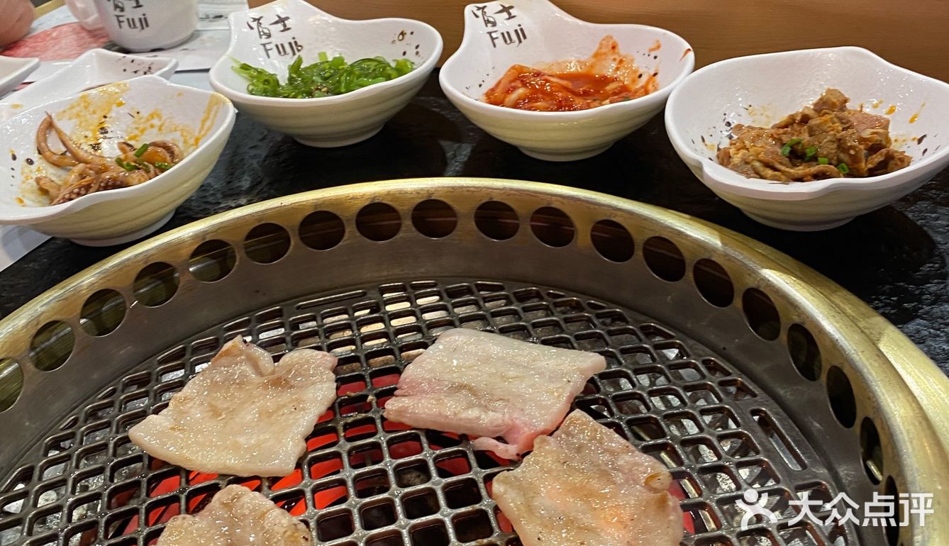 打卡家门口的富士烧肉