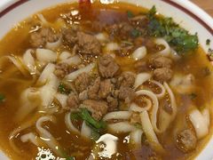 -顺溜·手工刀削面·黑金店(铜锣湾店)