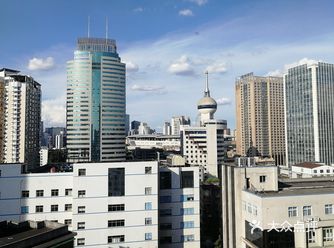 最近爷爷不舒服就来市三医院来检查调养