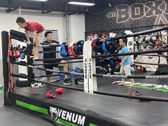 -拳力汇散打搏击泰拳俱乐部(绿地缤纷城店)