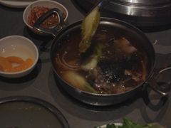 -黑金·寻焰自助百汇·烤肉·火锅(中街店)