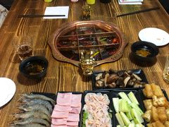 -江湖餐厅–重庆九宫格老火锅