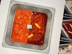 -海底捞火锅鲜切牛肉主题店(长寿路店)
