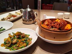 -艳阳天·非遗楚菜(武汉客厅店)