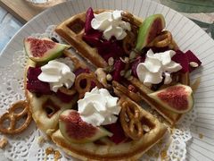 -Rabbit Cafe私房西餐甜点咖啡(栖霞路店)