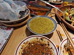 -洱火云南酸菜牛肉火锅(石景山当代商城店)