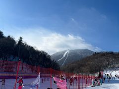 -亚布力新体委滑雪场