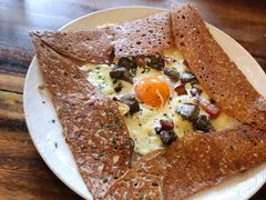 鸡蛋蘑菇熏肉荞麦可丽饼-RAC BAR(安福路店)