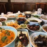 蛋黄南瓜 还有菱角 吃的停不下来 是老人小孩都会喜欢