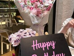 -Mark&Mars Restaurant