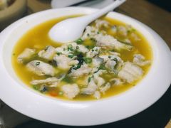 柴门酸菜鱼-東舍食唐精品陕菜馆