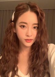 -AYO SALON
