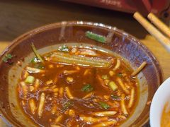 -黔哆哆地摊酸汤火锅(清湖店)