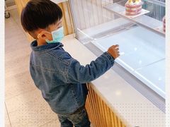 -焙丽拾光(麦凯乐直营店)