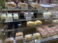 面包甜点陈列柜-红宝石·鲜奶小方(莘庄店)