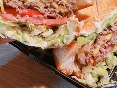 -The Habit Burger Grill 哈比特汉堡(复兴soho店)