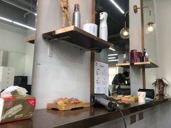 -茶发Salon·烫发染发理发