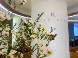 -LB·海菲秀牛奶光官方体验中心