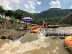 -虎啸峡漂流